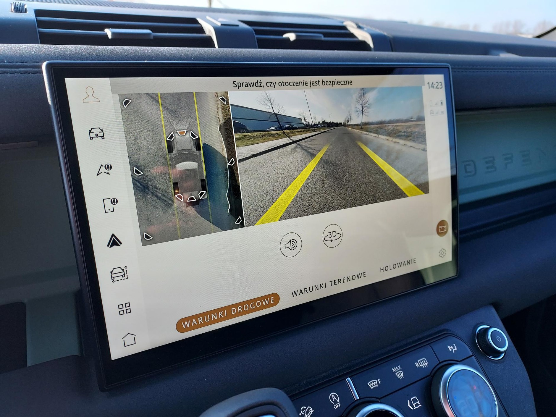 Land Rover Defender 90