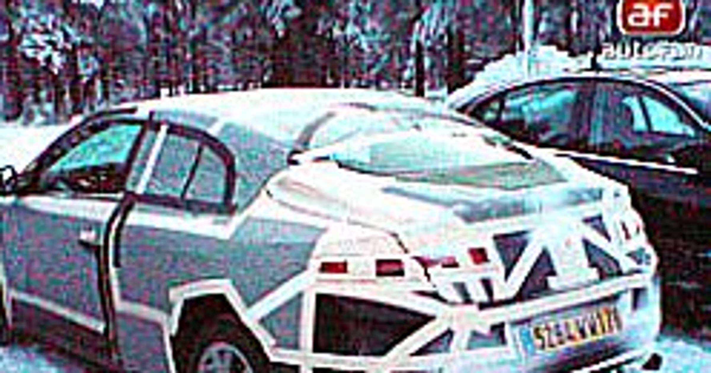 Zdjęcia szpiegowskie: Renault Laguna Coupé – zimowe spotkanie
