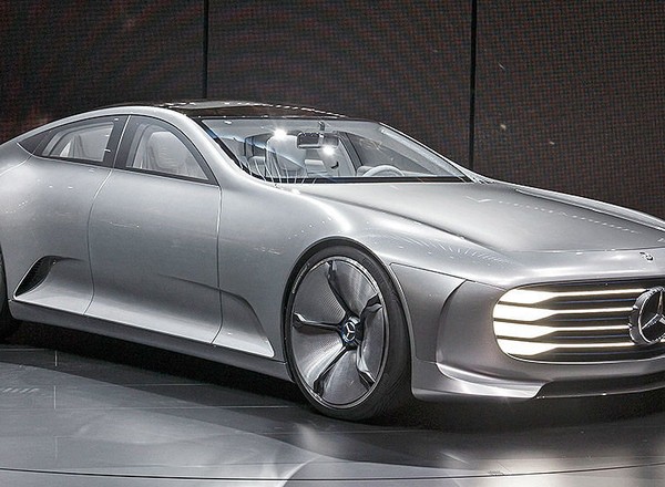 Mercedes IAA concept: opływowy i z... ogonem
