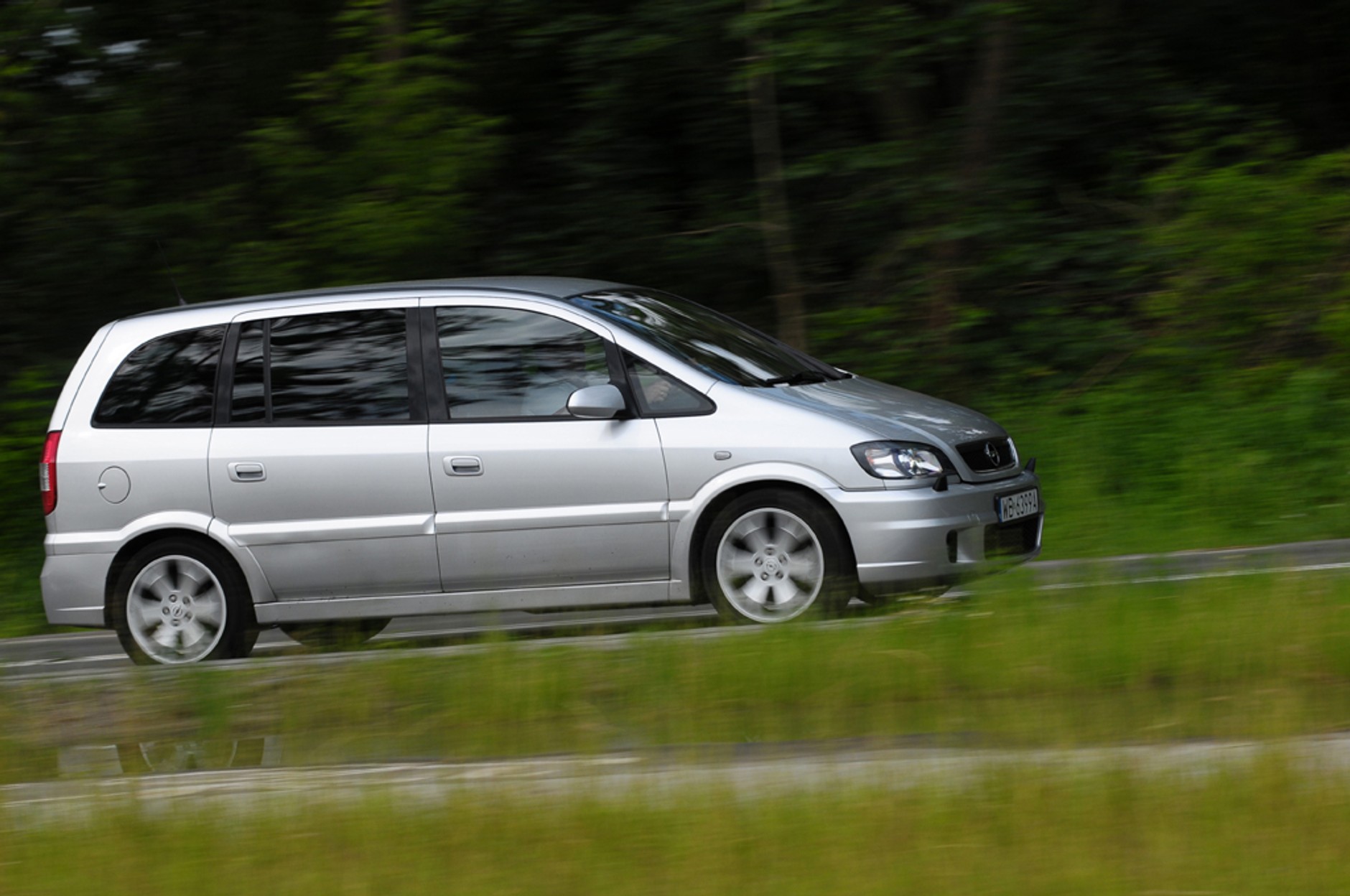 Opel Zafira OPC - Praktycznie sportowy van