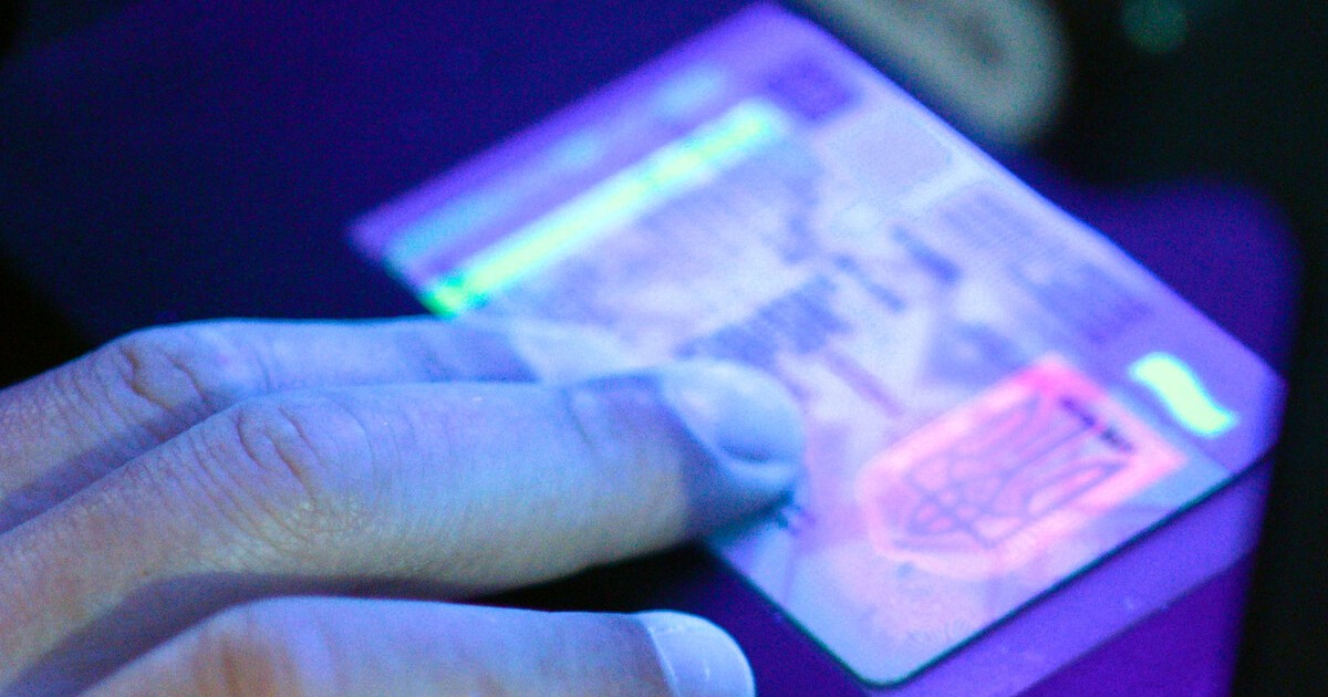 Straż Graniczna w Korczowej zatrzymała kolejne podrobione prawo jazdy