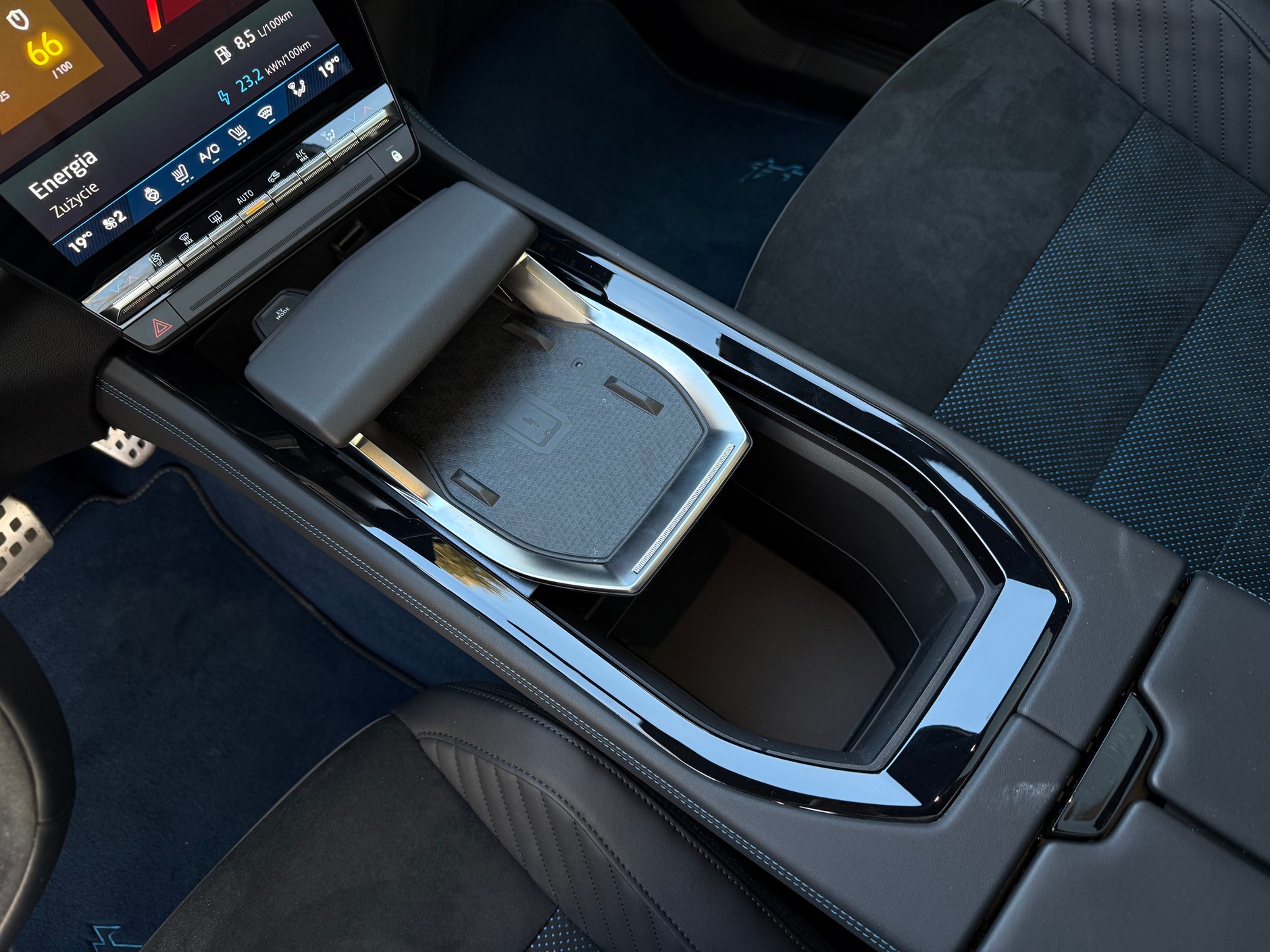 Renault Rafale atelier Alpine e-Tech 4x4 300