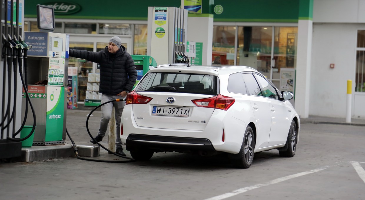 Polska Izba Gazu Płynnego ostrzega: W 2024 r. może być problem z tankowaniem