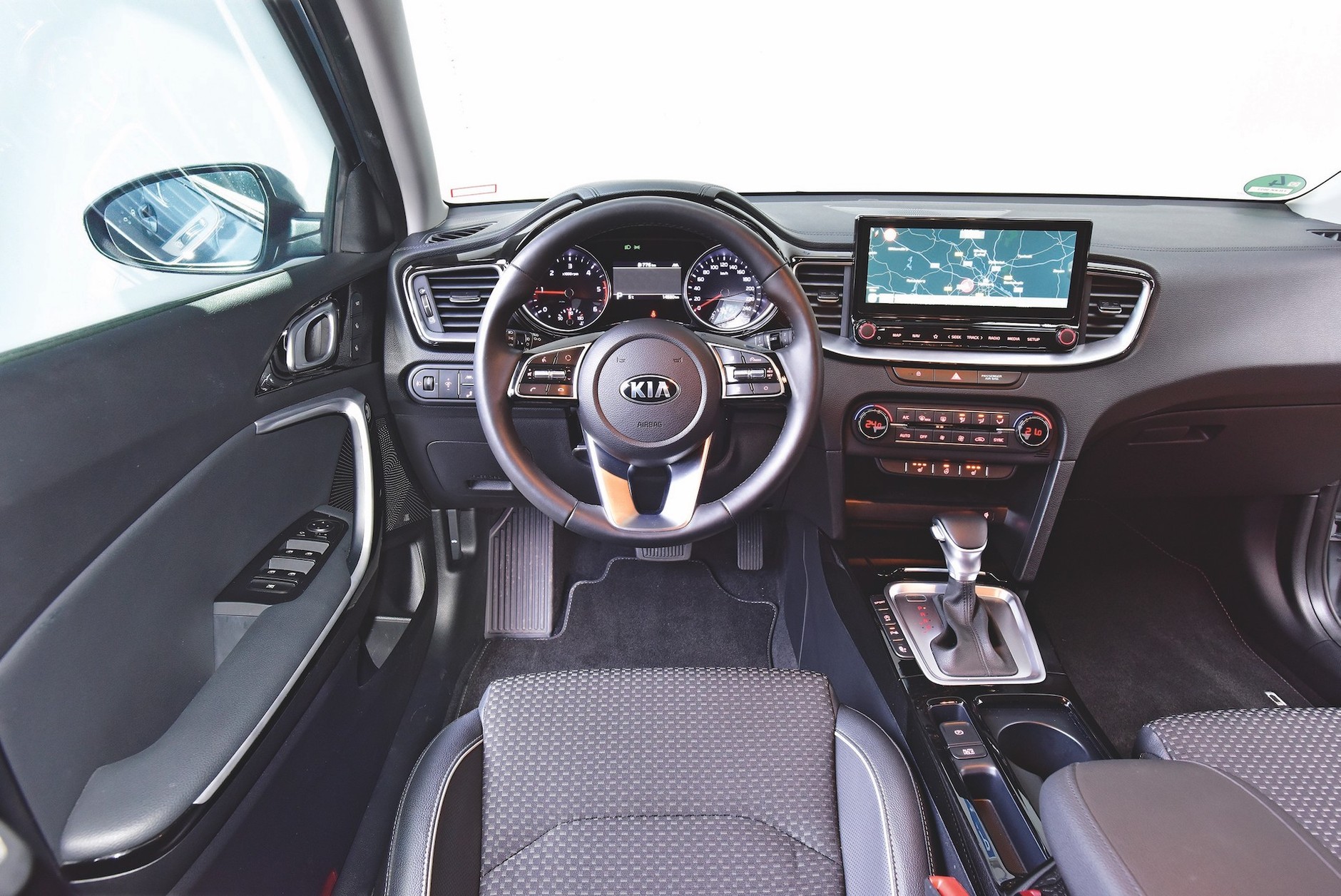 Kia Ceed SW – kokpit