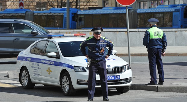 Nowy problem w Rosji. Brakuje radiowozów dla policji