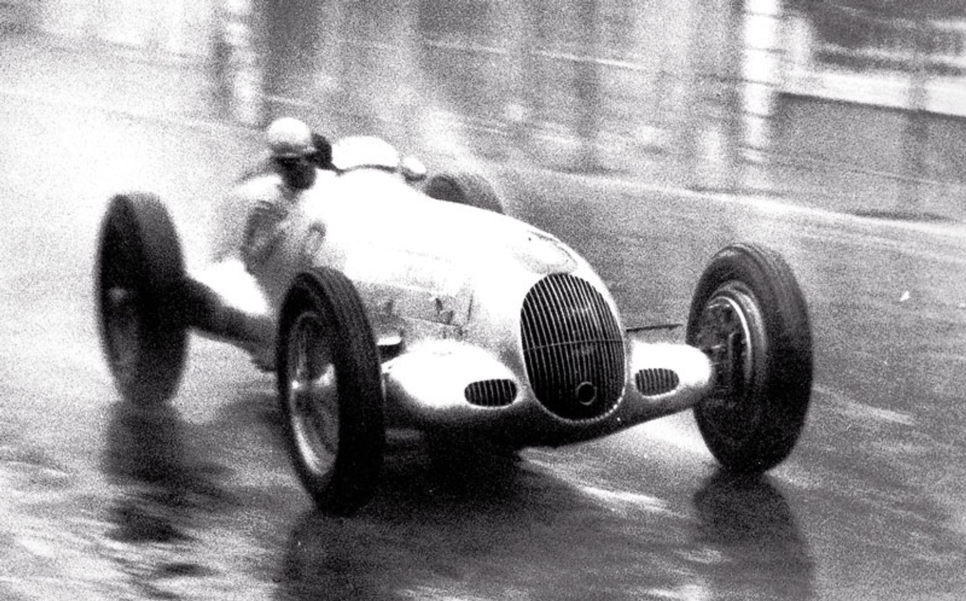 Mercedes-Benz: srebrne strzały w okresie przedwojennym