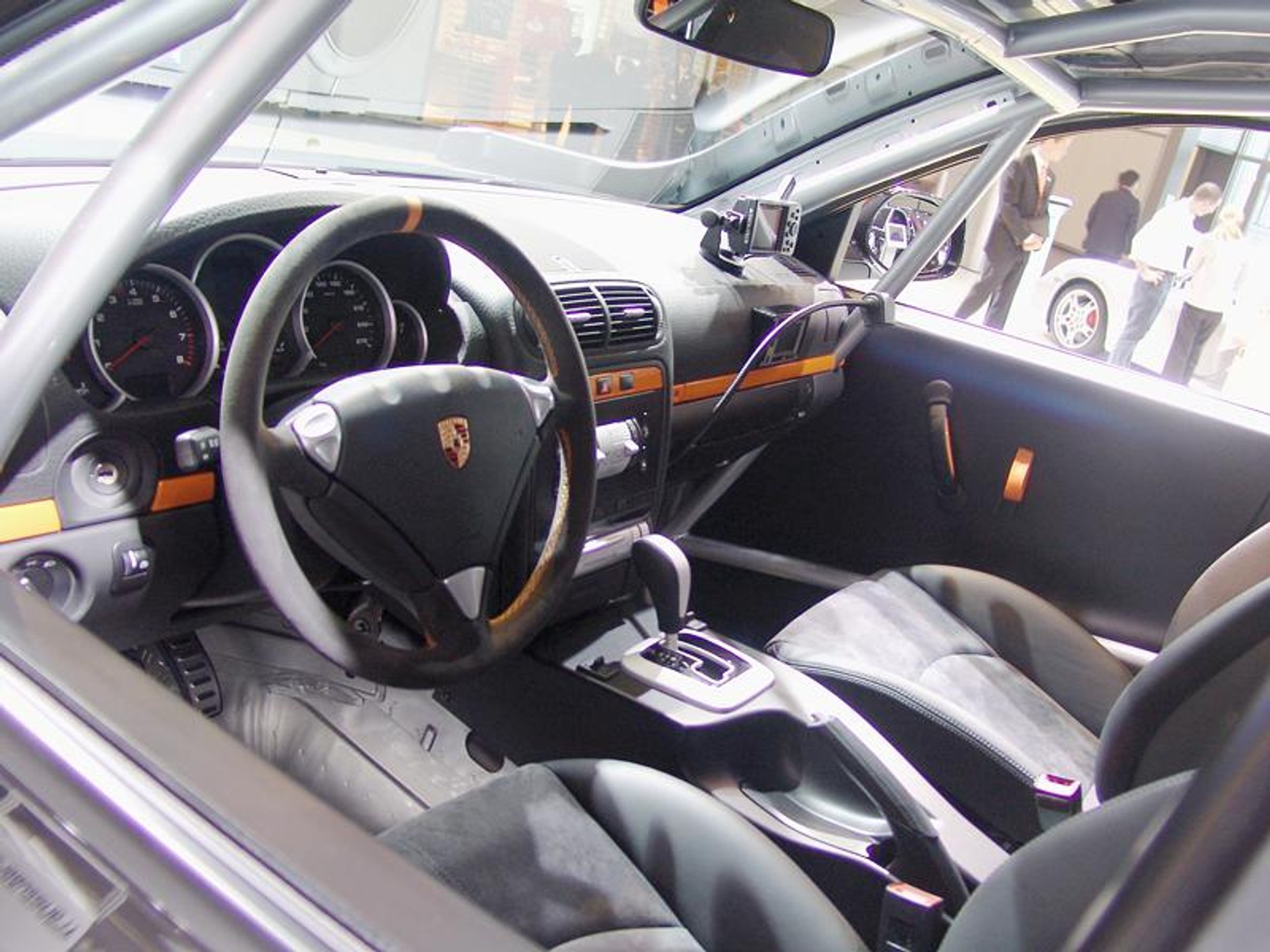 Transsyberia 2007: Na starcie 28 egz. Porsche Cayenne