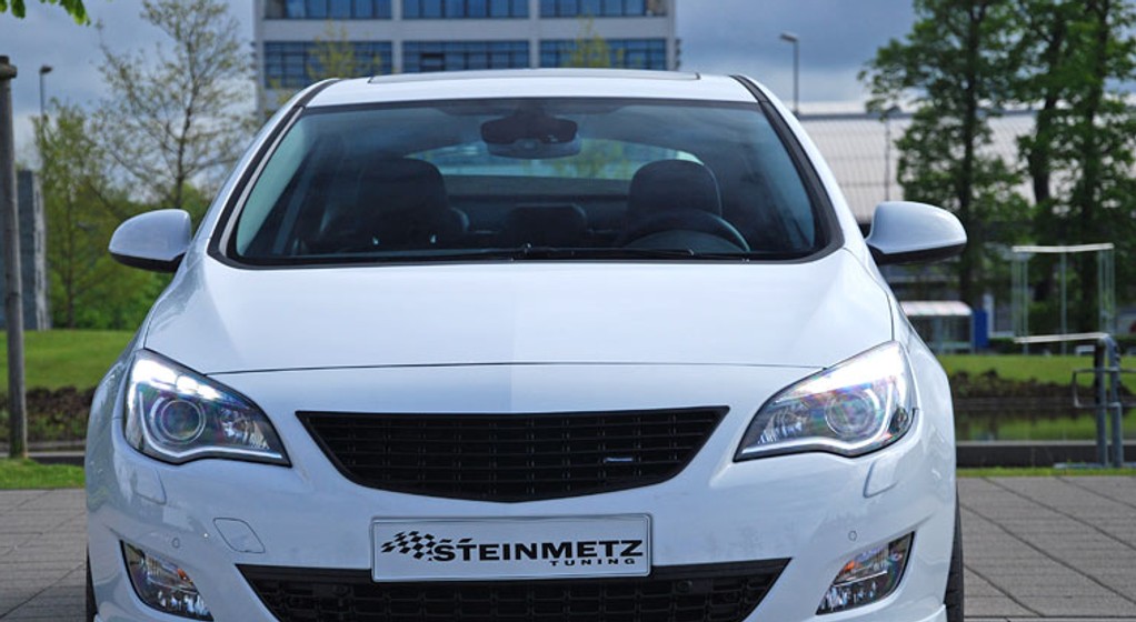 Tuning World Bodensee 2010: Opel Astra z firmy Steinmetz