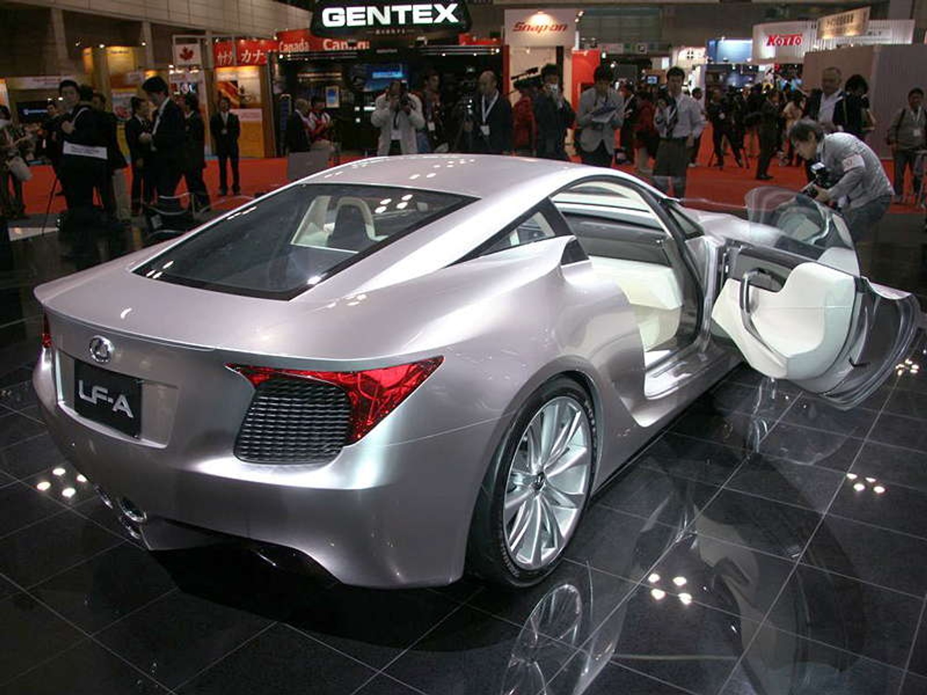 Tokio Motor Show 2007: druga tokijska fotogaleria nowości i prototypów (wideo)