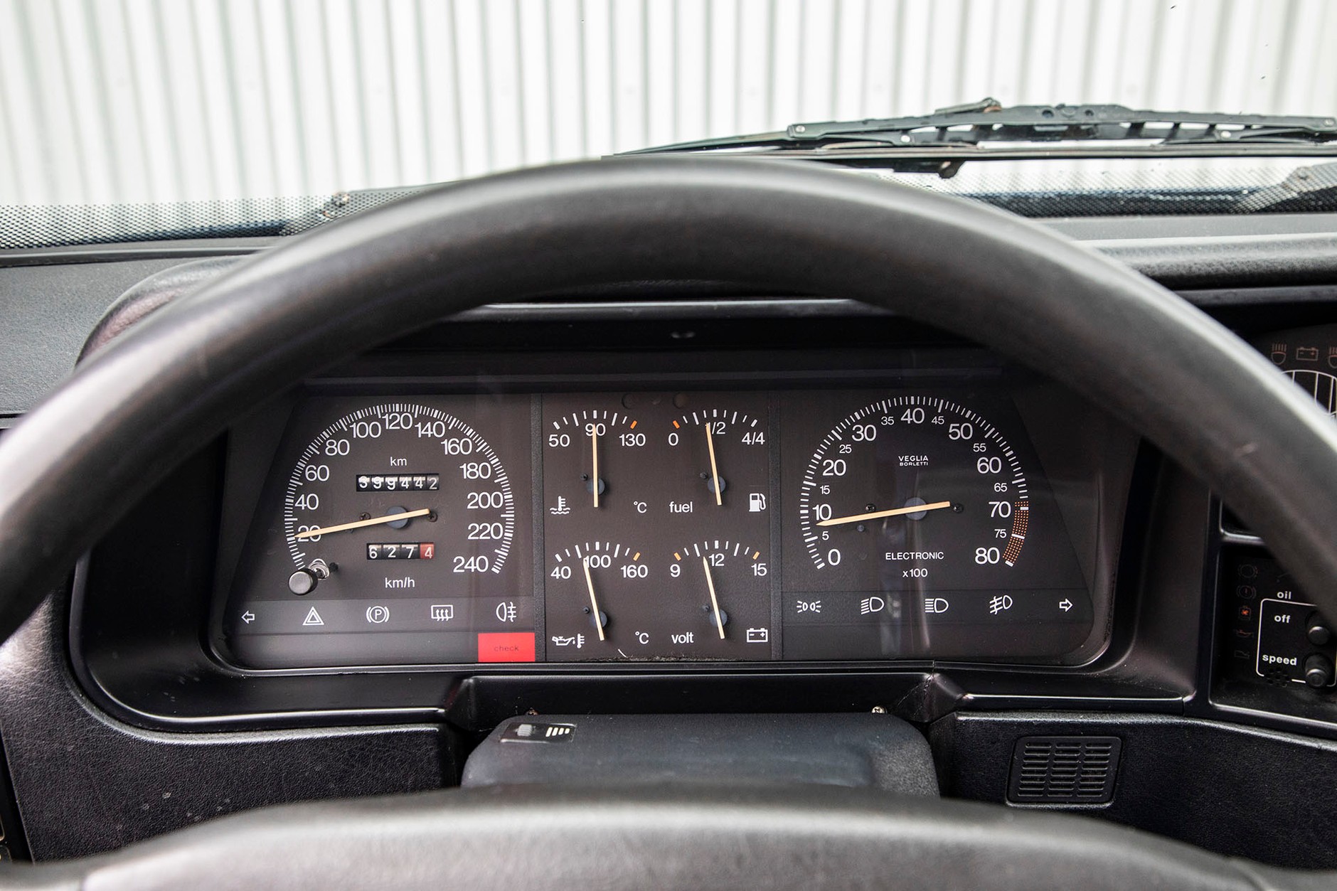 Lancia Thema - w tym aucie każdy poczuje się wyjątkowo