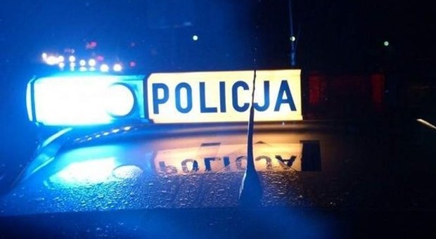 Policjanci dostali anonimowe zgłoszenie. Pościg skończył się pod domem kierowcy