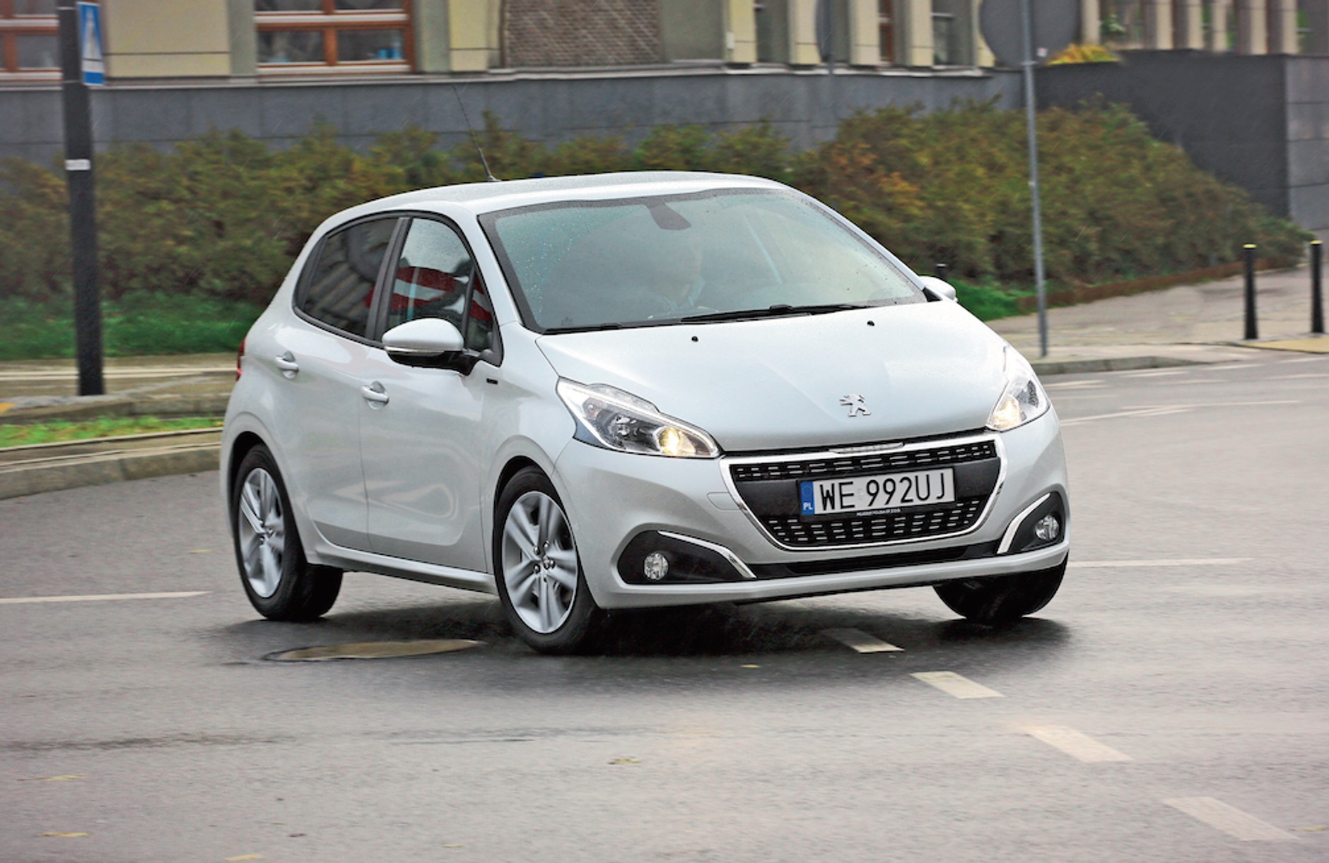 Peugeot 208 (I)