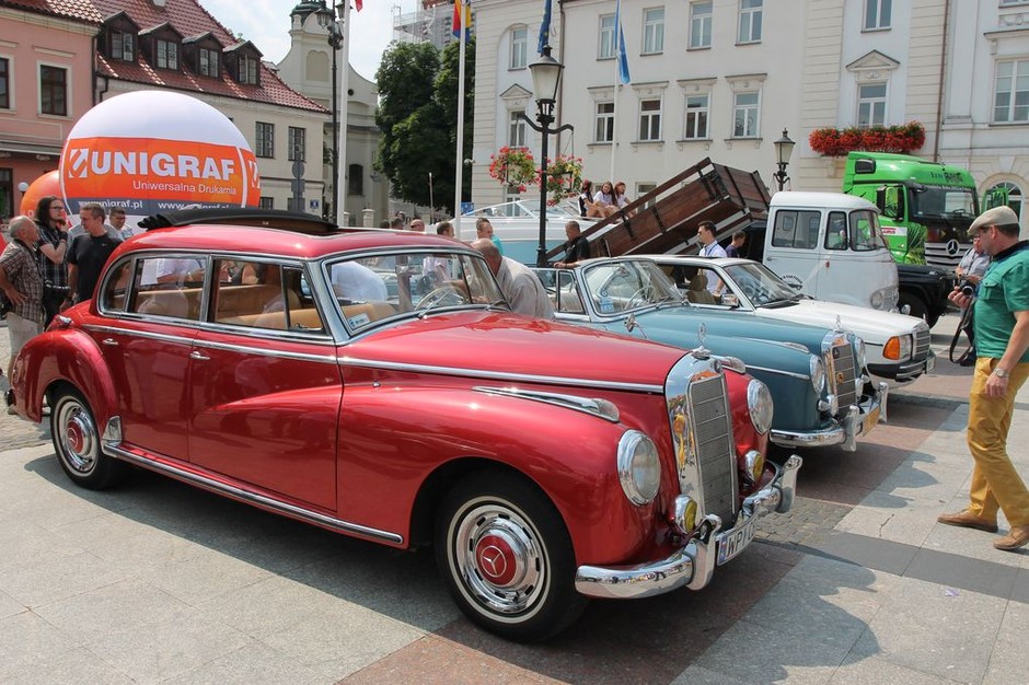 Mercedes-Benz