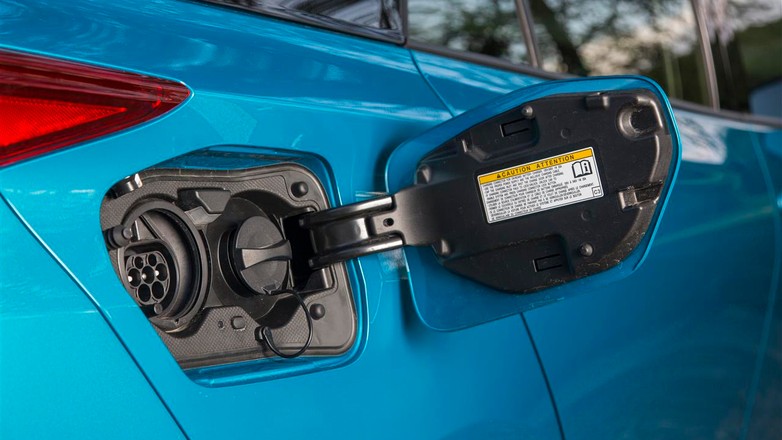 Toyota Prius Plug-In