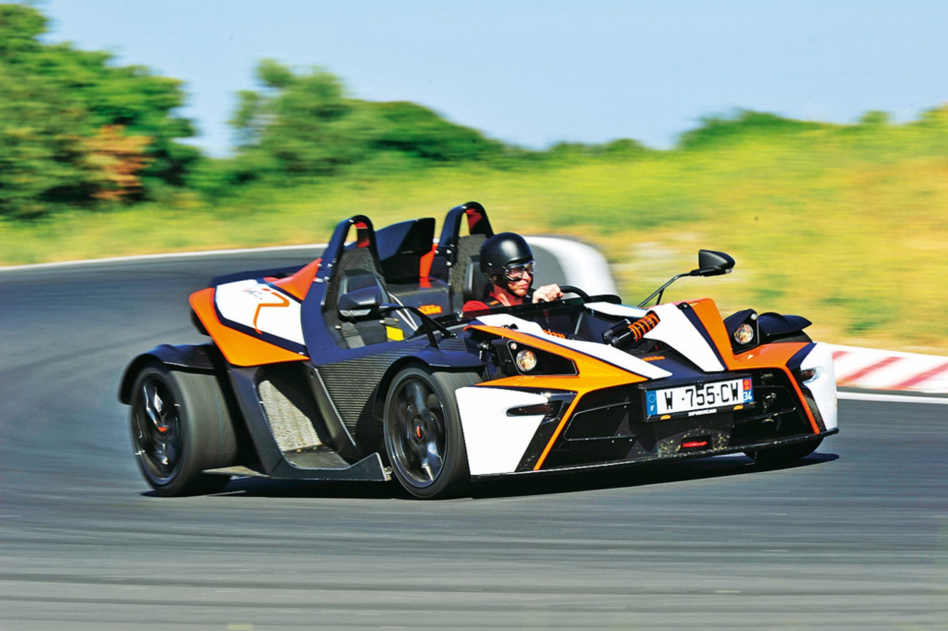 Wybieramy najlepsze  sportowe auto świata (część 2.)