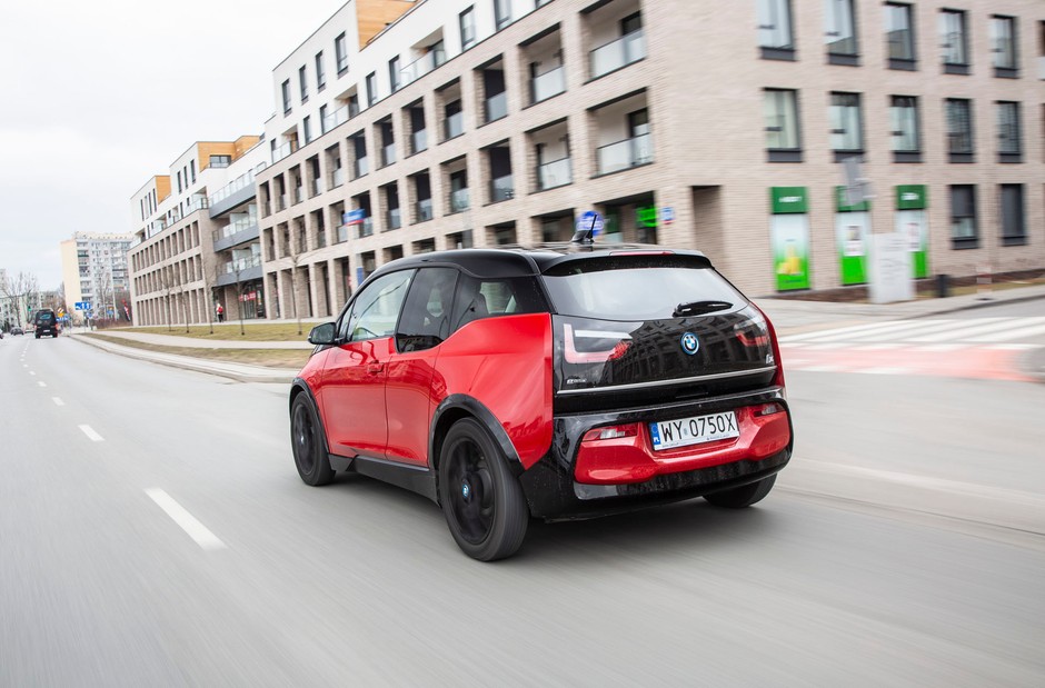 BMW i3s - frajda z jazdy "elektrykiem"?