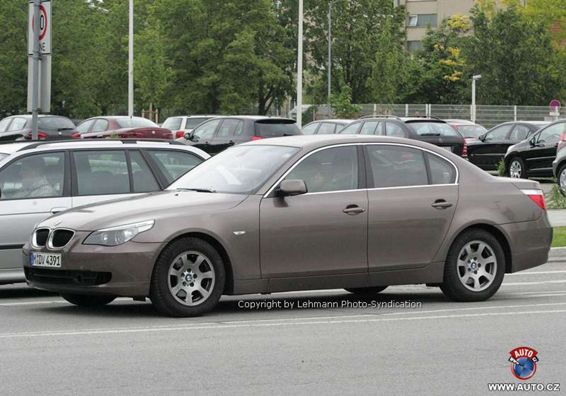 Zdjęcia szpiegowskie: lifting BMW 5