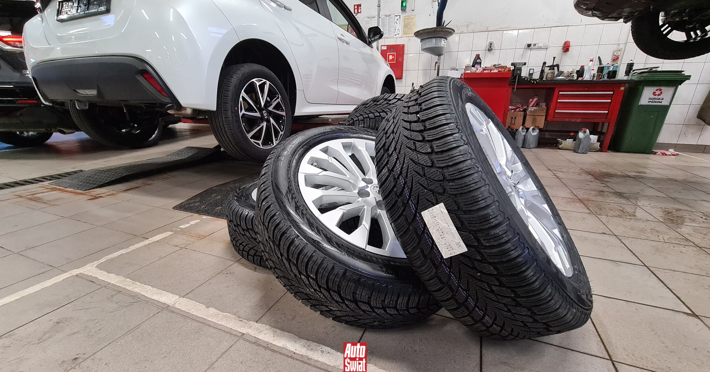 To ostatni moment na wymianę opon letnich na zimowe. Wszystko, co musisz o tym wiedzieć