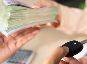 Nie spłaciła 20 tys. zł kredytu na auto, teraz musi zapłacić ponad 330 tys.