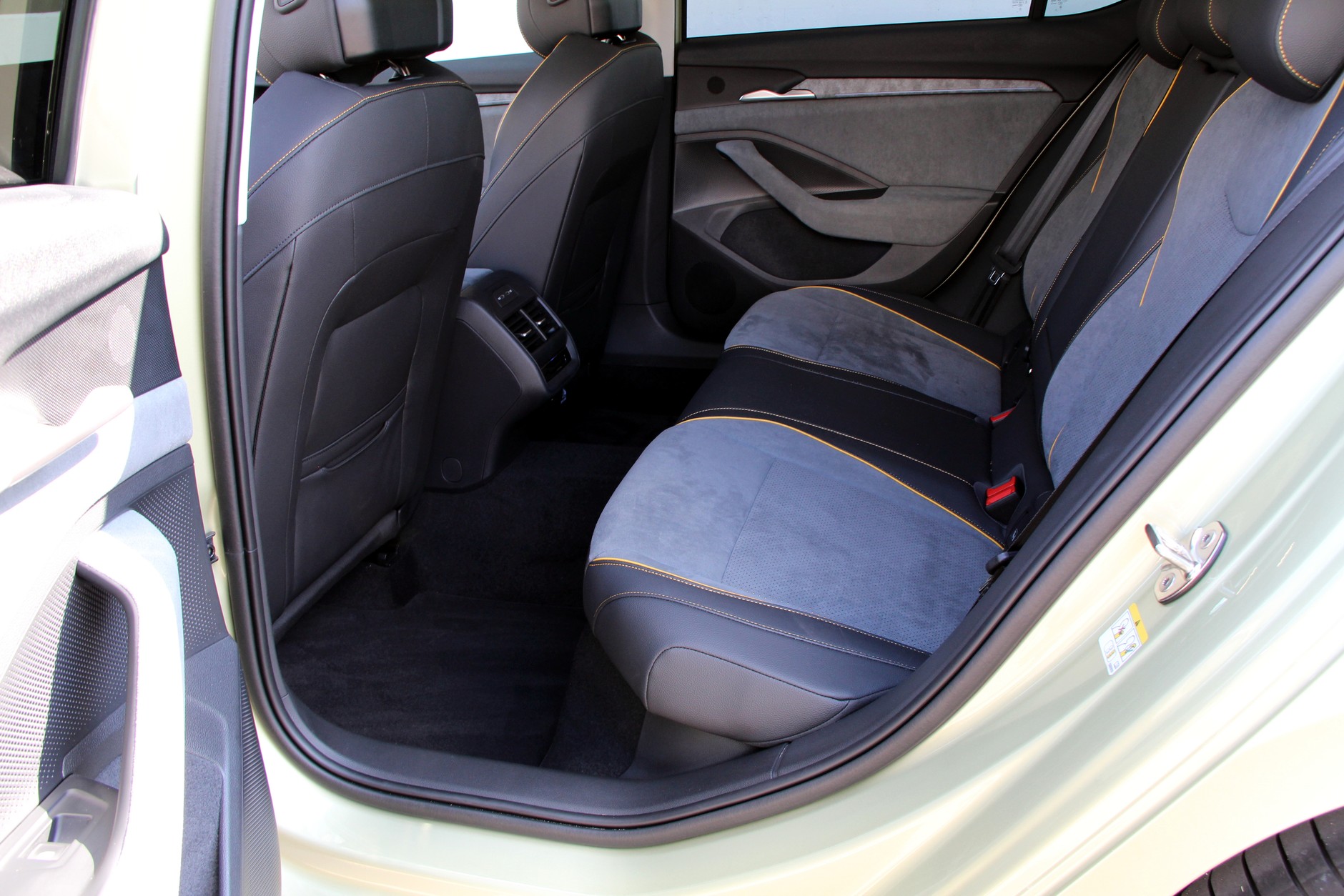 Skoda Superb 1.5 TSI m-HEV Selection