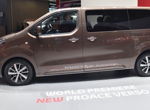 Toyota ProAce Verso i rodzeństwo - Francusko-japoński 
sojusz przeciwko VW T6