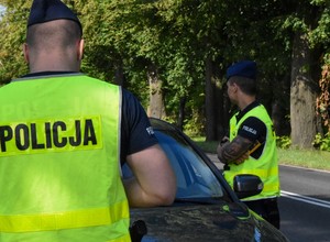 Art. 145 dotyczy też kierowców. Kara to minimum 500 zł