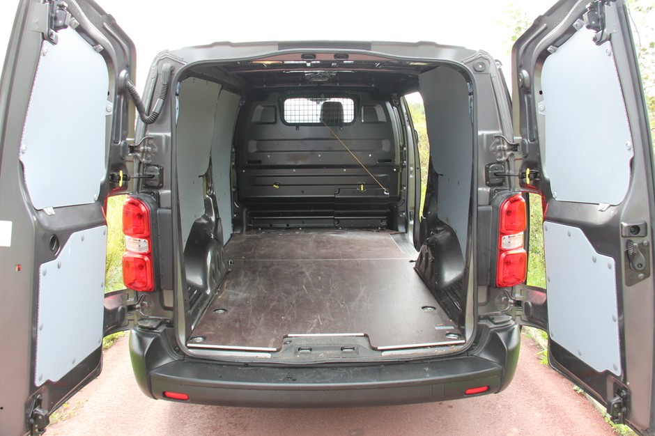 Toyota Proace Verso i Proace dostawcza