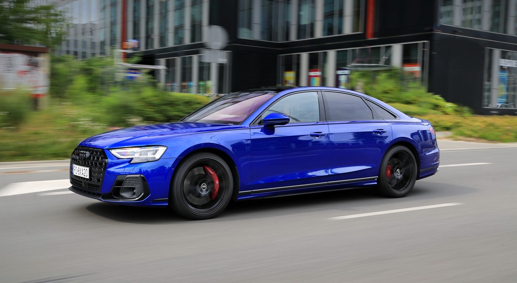 Audi S8 2022 r. 4. generacja po FL