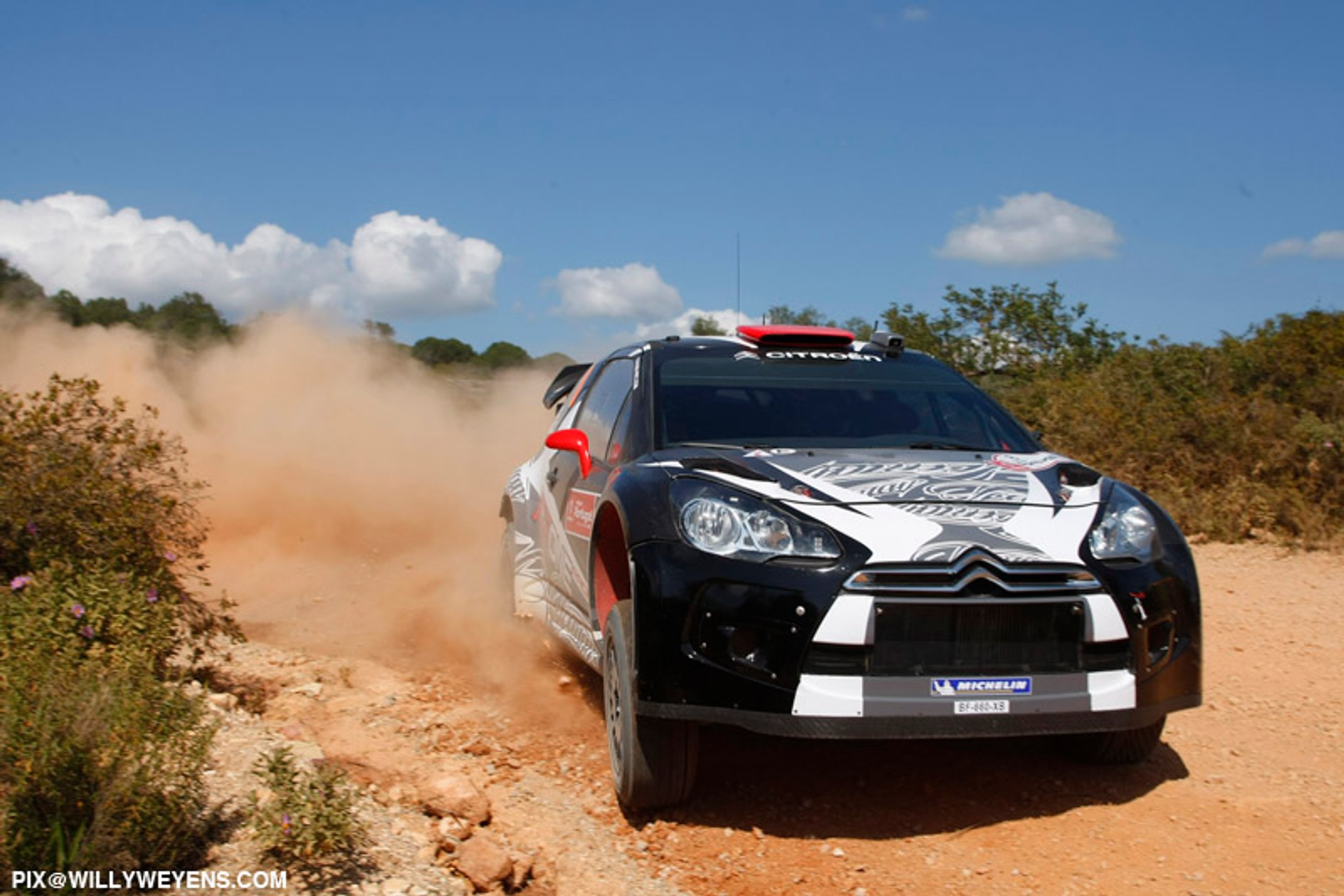 Rajd Portugalii 2011: złoty Ogier, dublet Citroena (3. etap, wyniki)