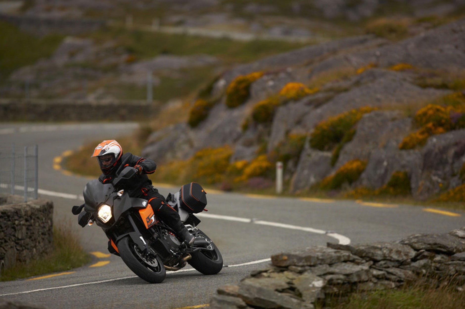 KTM 2009 – prawdziwy supersport i turystyczny motard