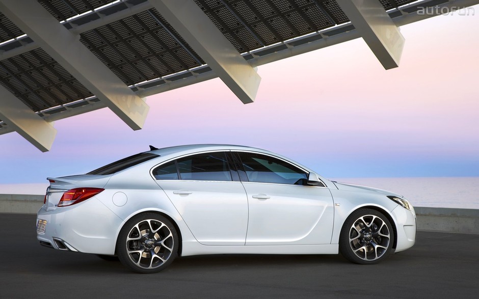 Opel Insignia OPC