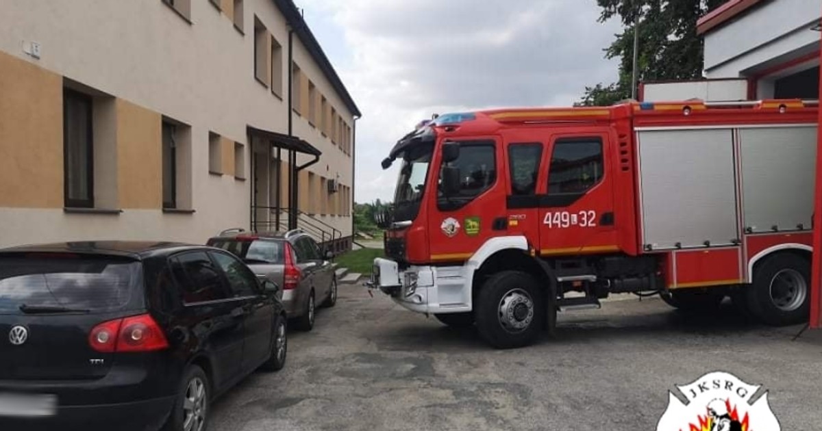 Lubelskie: Strażacy nie mogli wyjechać przez zaparkowane samochody