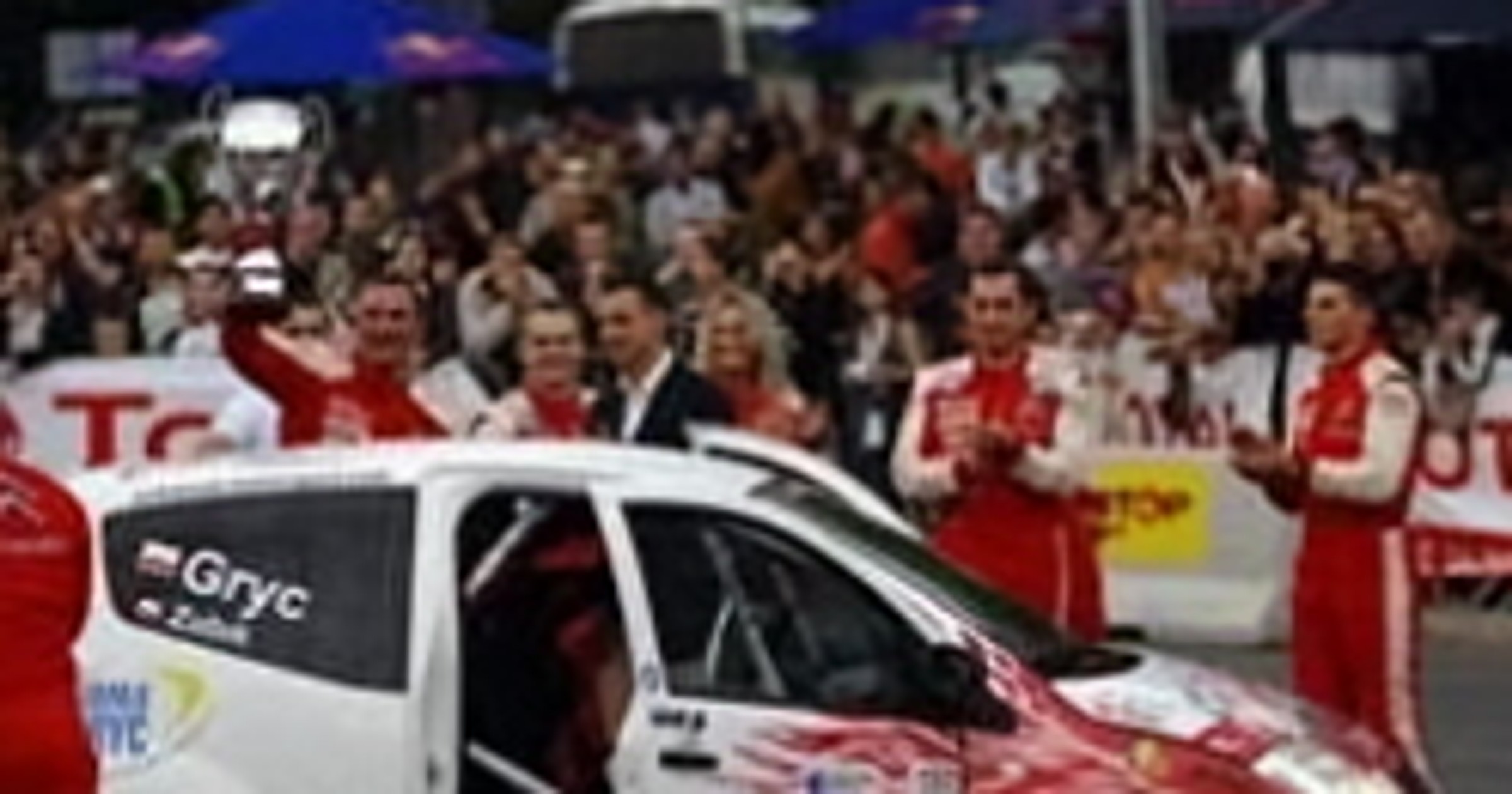 Rajd Barbórka 2009: osiem Citroënów C2-R2 Max na starcie