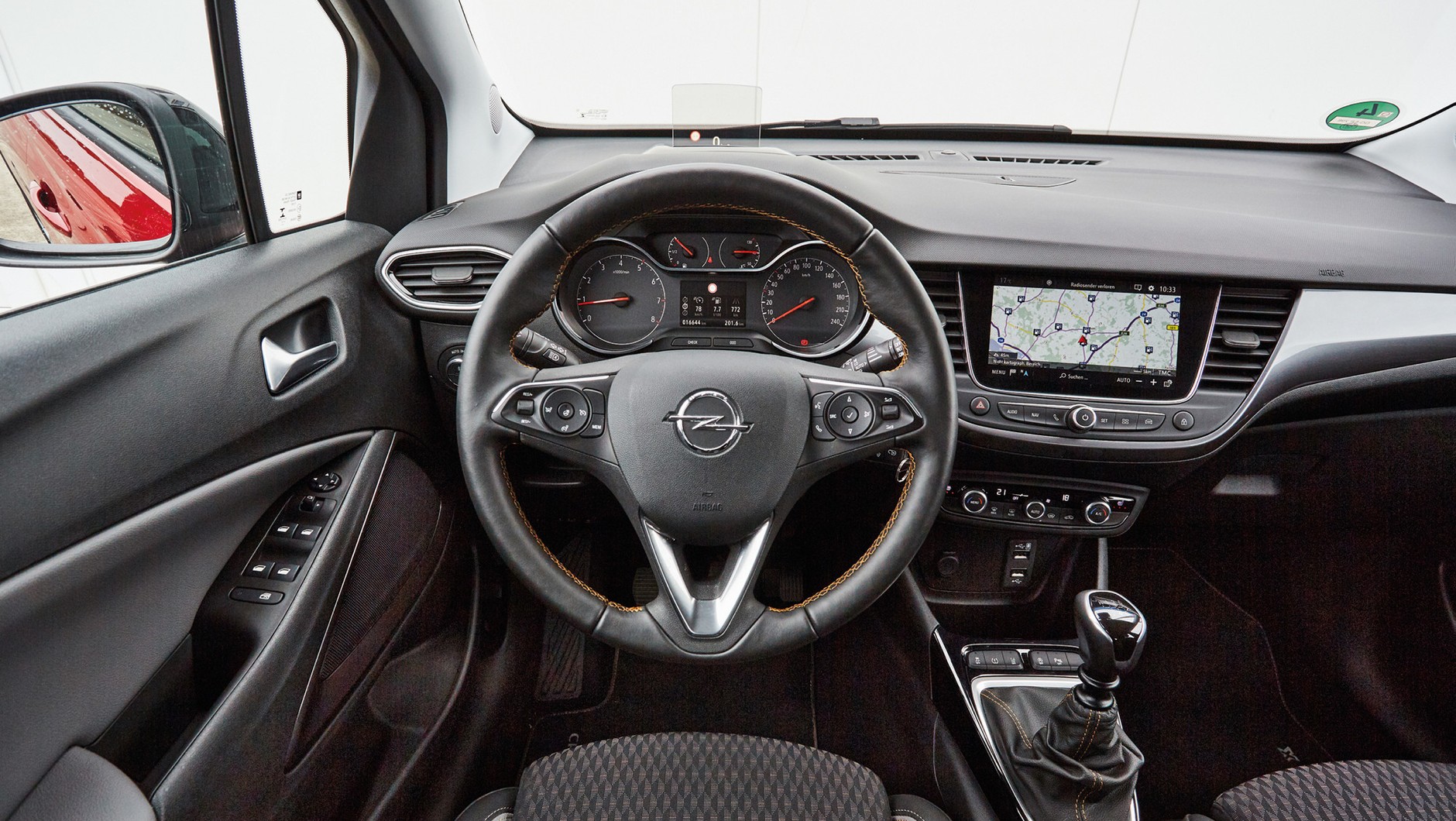 Opel Crossland X - kokpit