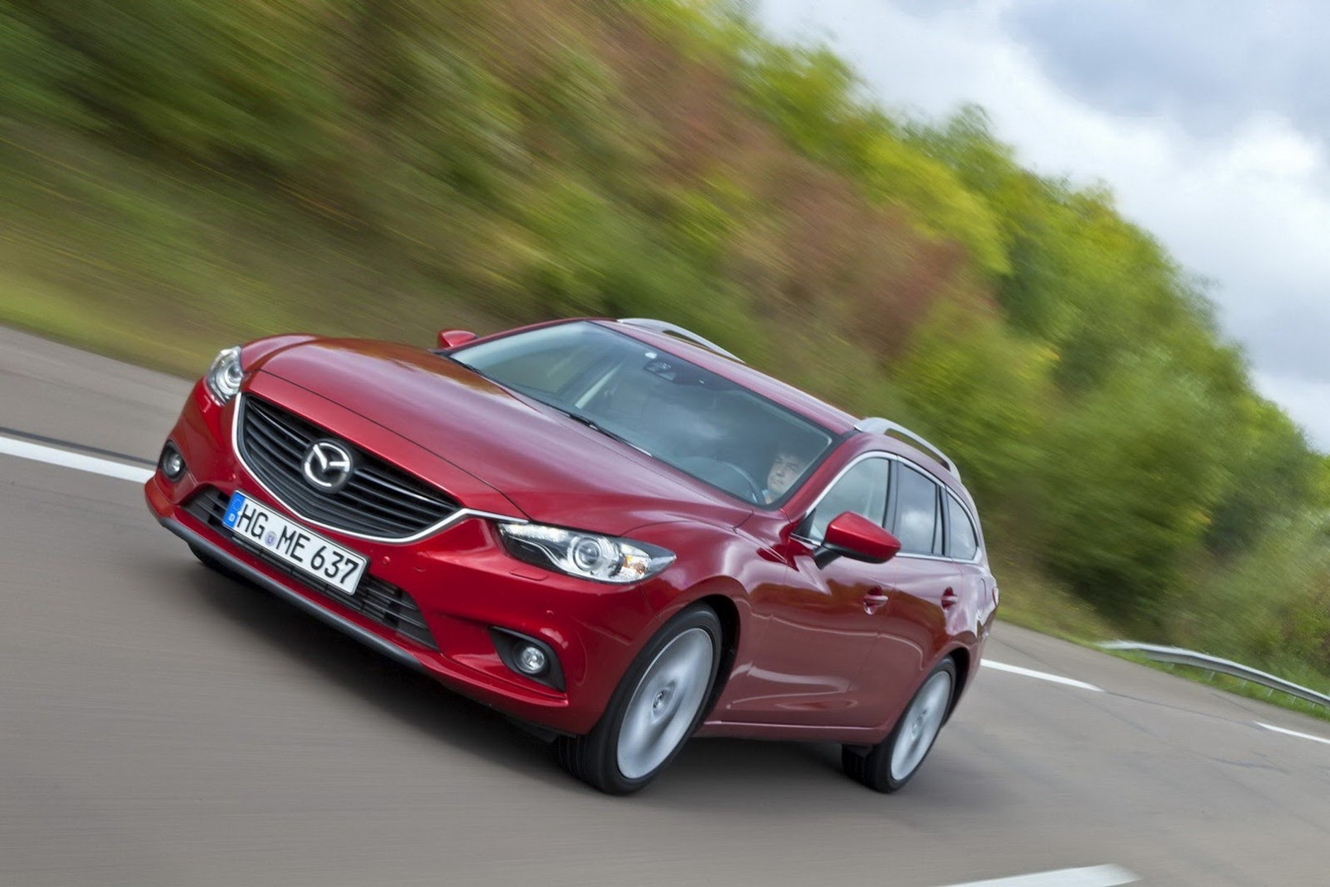 Wiemy jak jeździ nowa Mazda 6: nareszcie ma to coś!