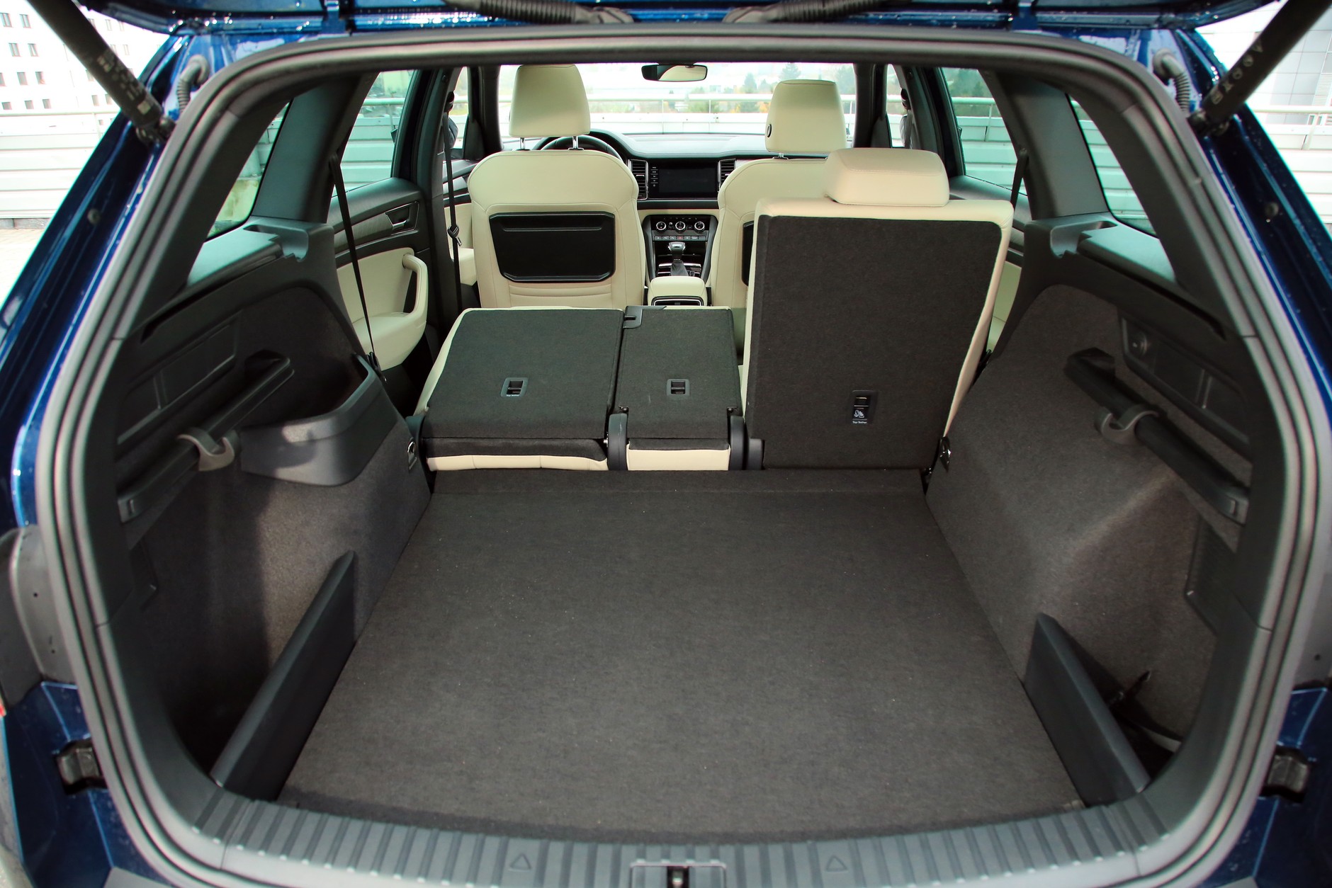 Skoda Kodiaq 1.5 TSI DSG 2021 I generacja po FL