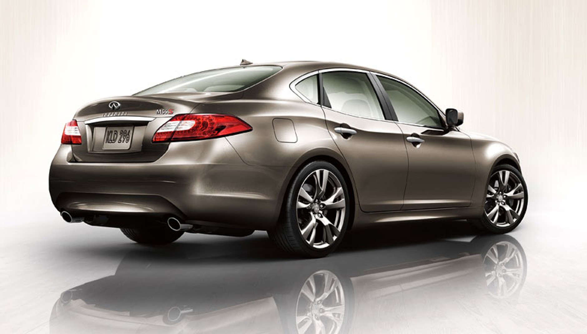 Infiniti M: wirtualna premiera nowego modelu