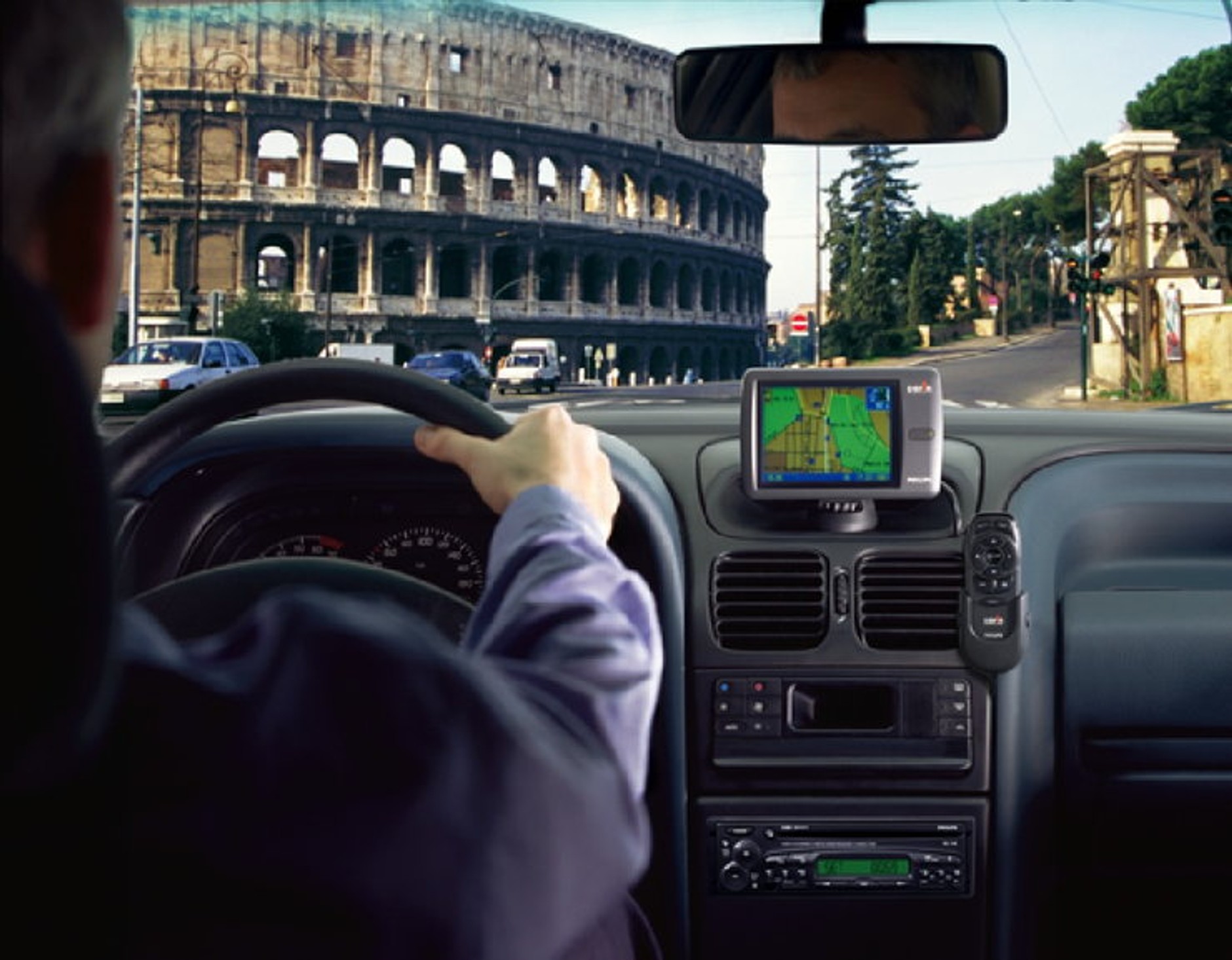 Jak rozwijały się nawigacje w samochodach