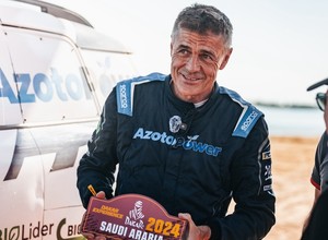 Krzysztof Hołowczyc uratował życie podczas Rajdu Dakar. Wynik był drugorzędny