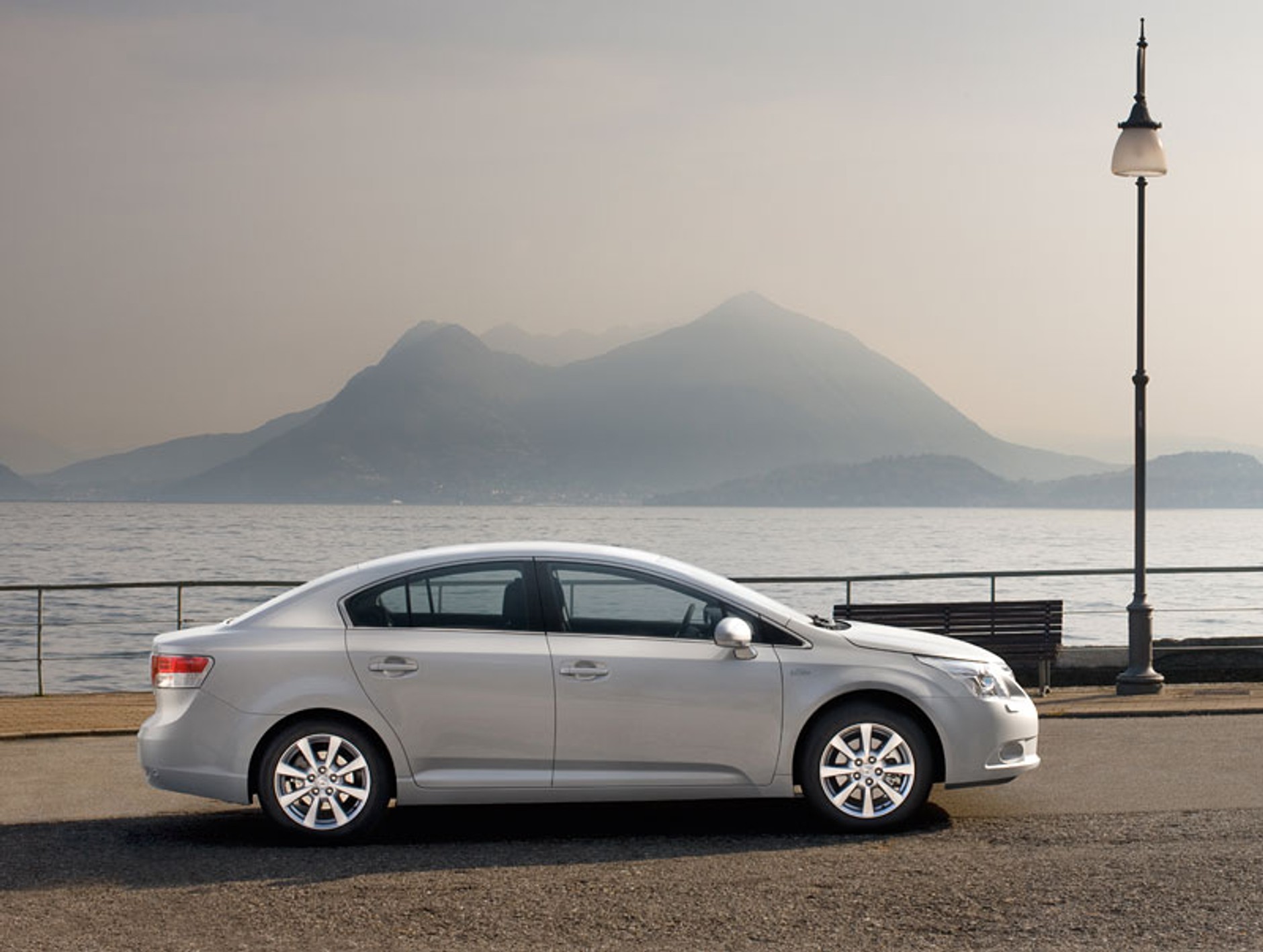 Toyota Avensis: pierwsze wrażenia z jazdy