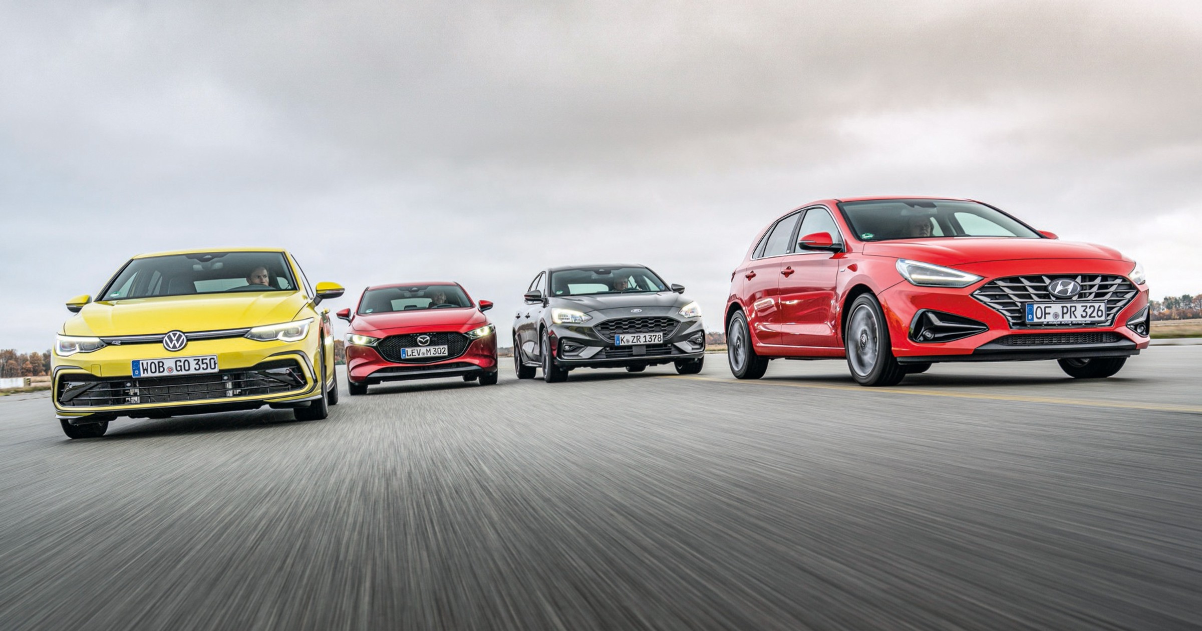 Porównanie kompaktów: Ford Focus 1.0 EcoBoost Hybrid, Mazda 3 Skyactiv-G, Hyundai i30 1.5 T-GDI iMT, VW Golf 1.5 eTSI