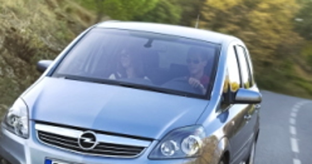 Opel: nowa Zafira w natarciu od lutego (dane techniczne plus ceny w Polsce)