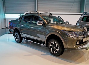 Mitsubishi – uwaga na odpadające osłony