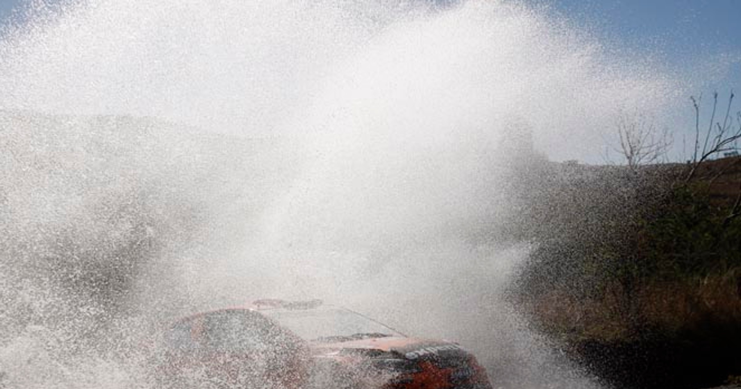 Rajd Meksyku 2010: Sébastien Loeb ucieka, Mikko Hirvonen walczy o awans (relacja z 2. etapu)