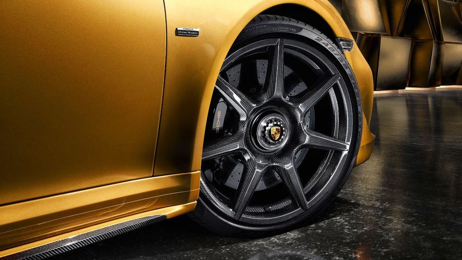 Ultralekkie karbonowe felgi od Porsche