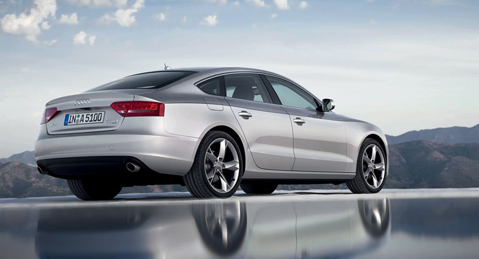 Audi A5 Sportback: Avant(gardowy) liftback już oficjalnie (fotogaleria)