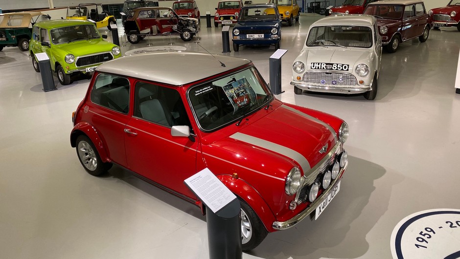 Mini