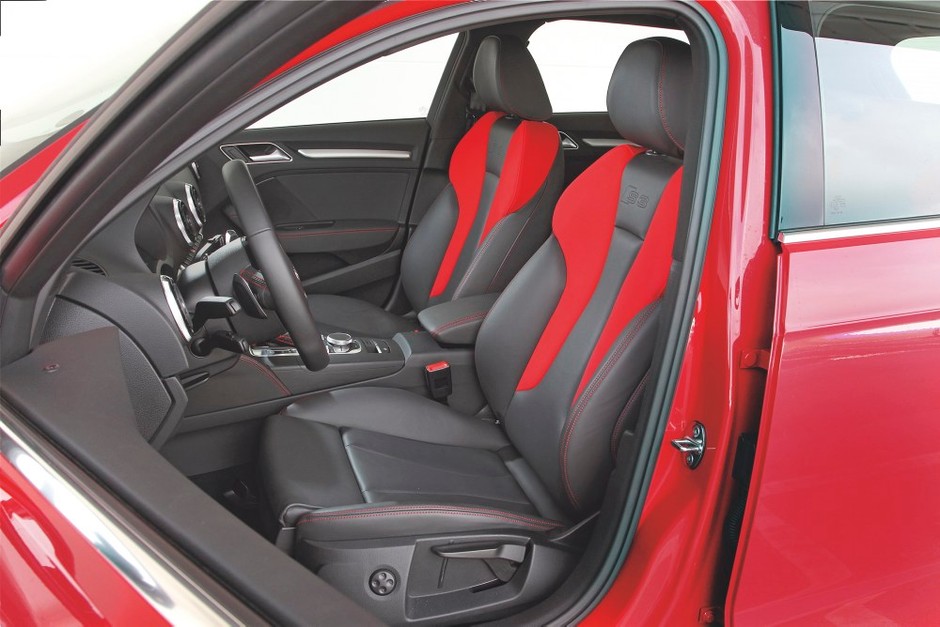 Audi S3 Sportback Quattro, fotel kierowcy