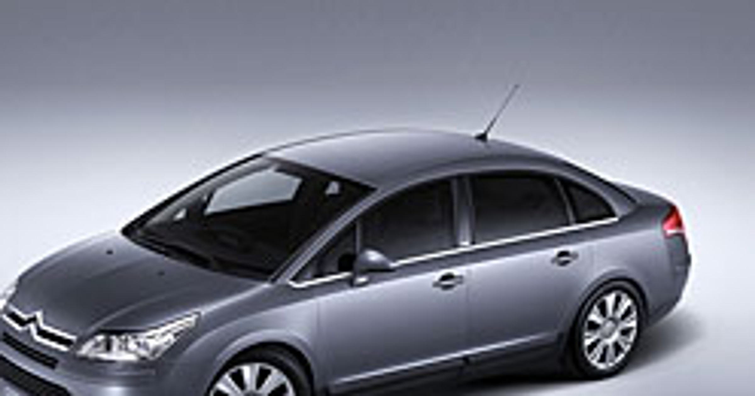 Citroen C4 Sedan: chiński atak