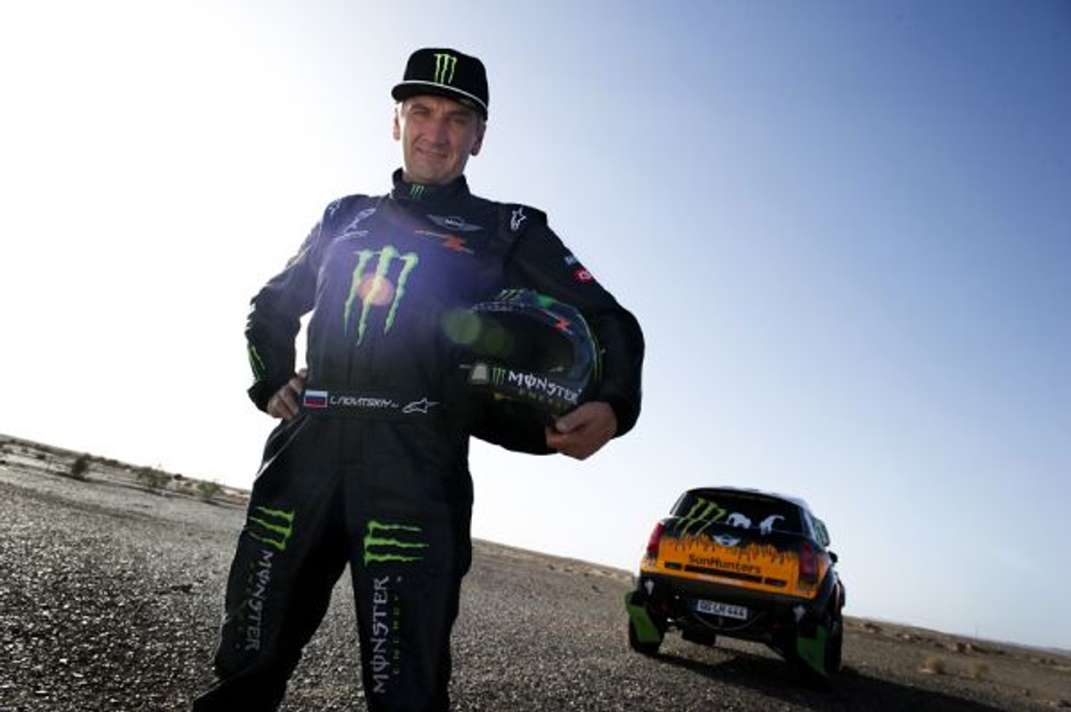 Dakar 2013: Hołowczyc i Monster Energy X-raid Team